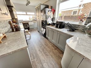 Kitchen- click for photo gallery